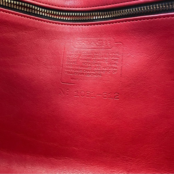 Vintage Red Coach Beckett, #9920, made in the USA, pre-1994 - Picture 14 of 14